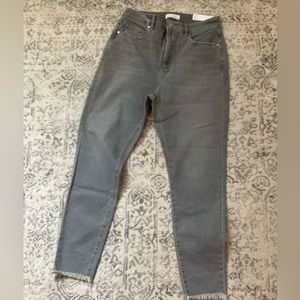 Loft Curvy Skinny Jean